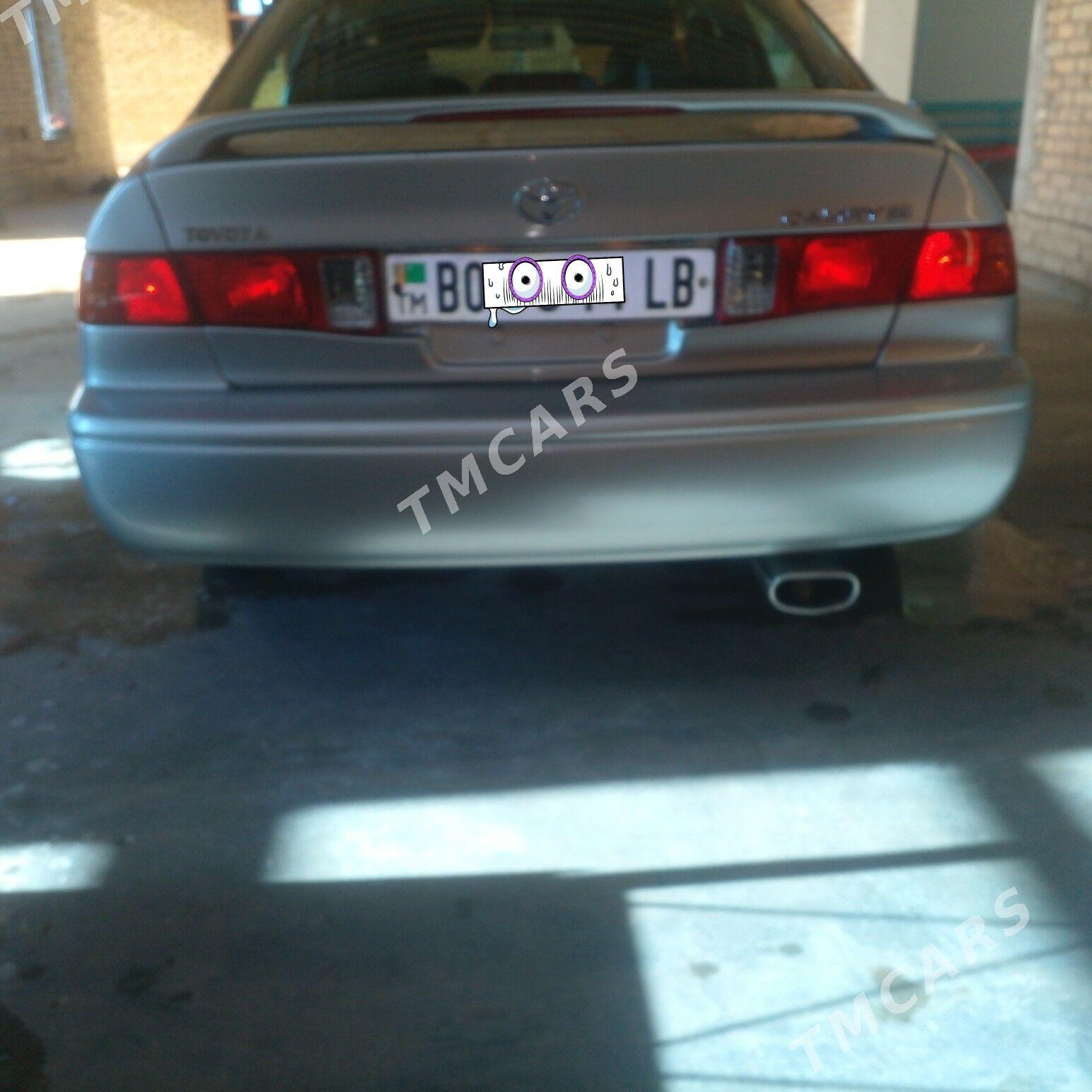 Toyota Camry 2001 - 120 000 TMT - Çärjew - img 4