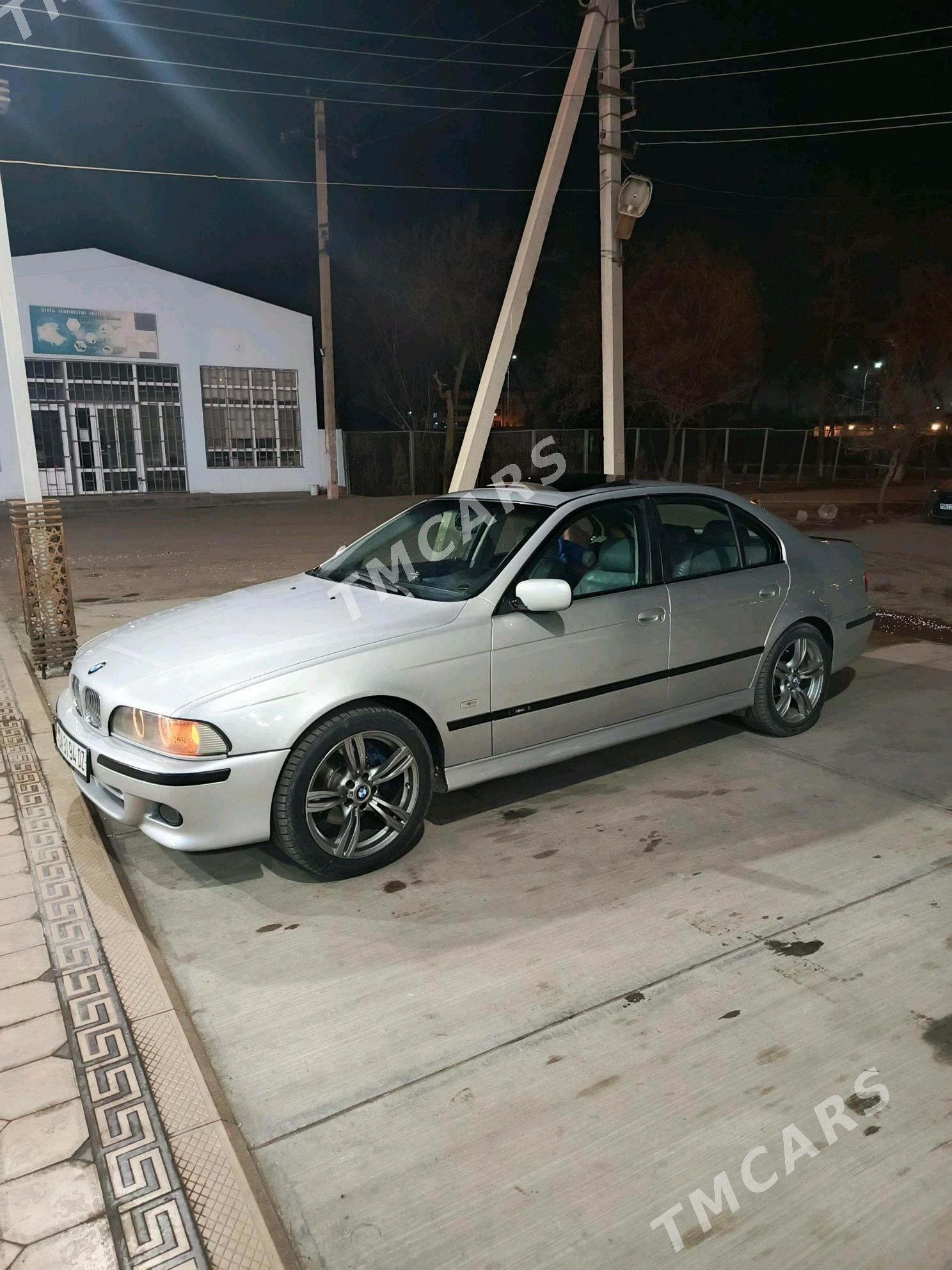 BMW E39 2003 - 130 000 TMT - Daşoguz - img 2