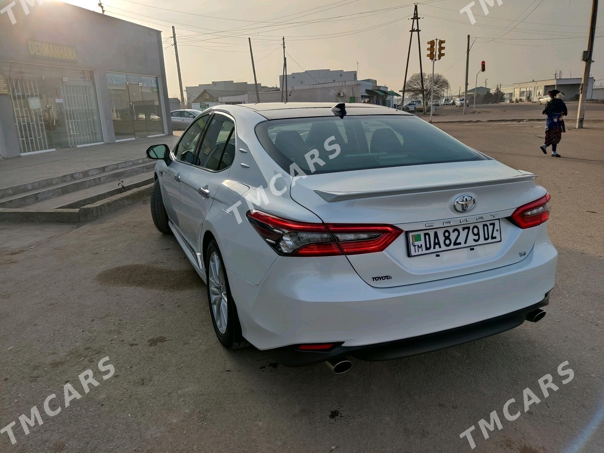 Toyota Camry 2021 - 440 000 TMT - Дашогуз - img 3