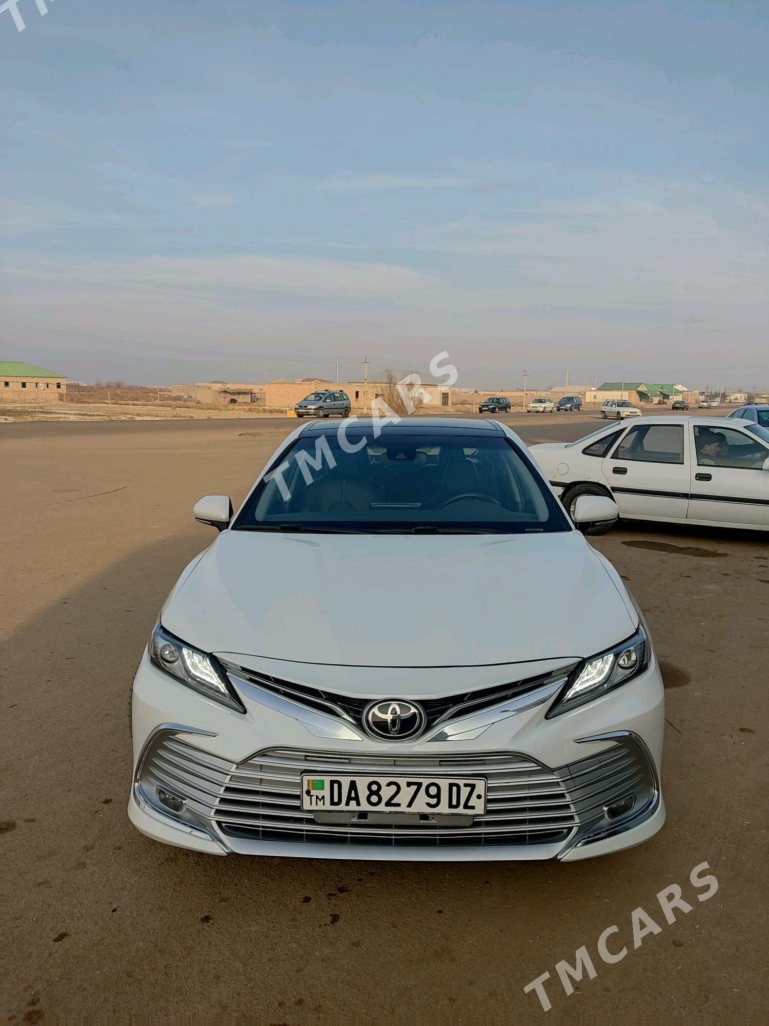 Toyota Camry 2021 - 440 000 TMT - Дашогуз - img 5