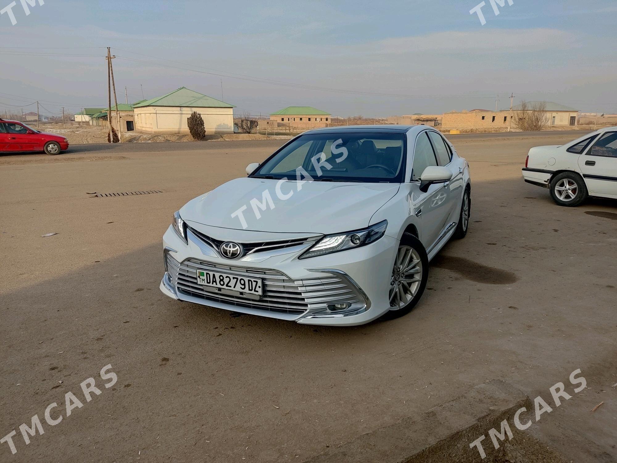 Toyota Camry 2021 - 440 000 TMT - Дашогуз - img 6