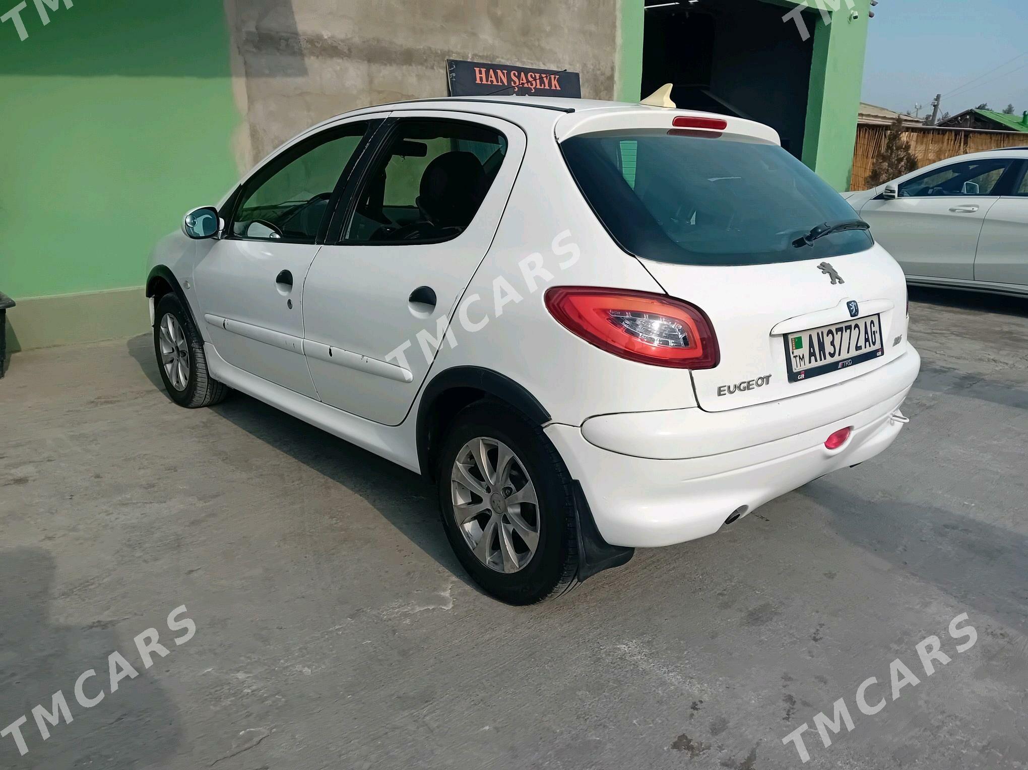 Peugeot 206 2002 - 35 000 TMT - Багир - img 2