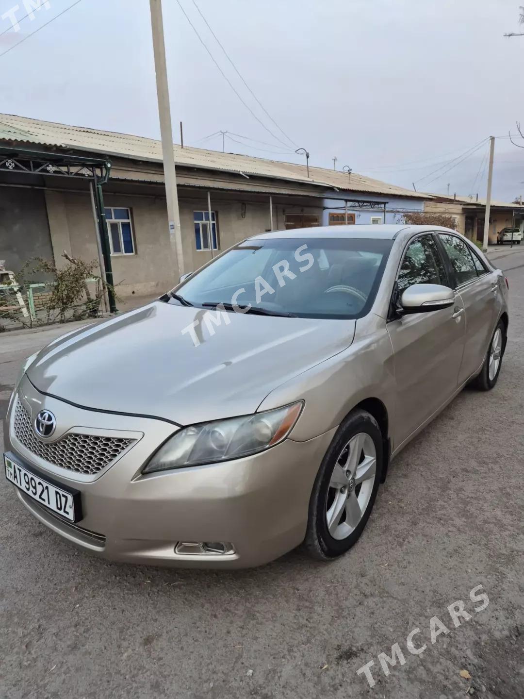 Toyota Camry 2006 - 160 000 TMT - Дашогуз - img 6