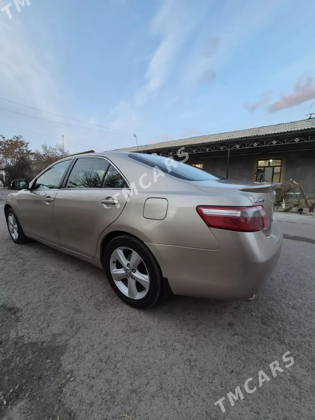 Toyota Camry 2006 - 160 000 TMT - Дашогуз - img 4