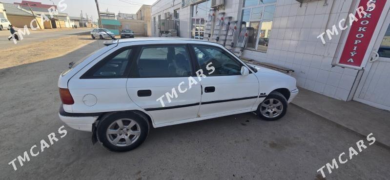 Opel Astra 1992 - 35 000 TMT - Wekilbazar - img 2