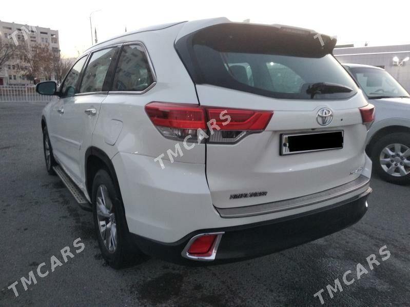 Toyota Highlander 2017 - 370 000 TMT - Ашхабад - img 2