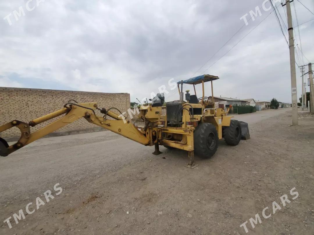 JCB Polemaster Plus 2002 - 150 000 TMT - Türkmenabat - img 8