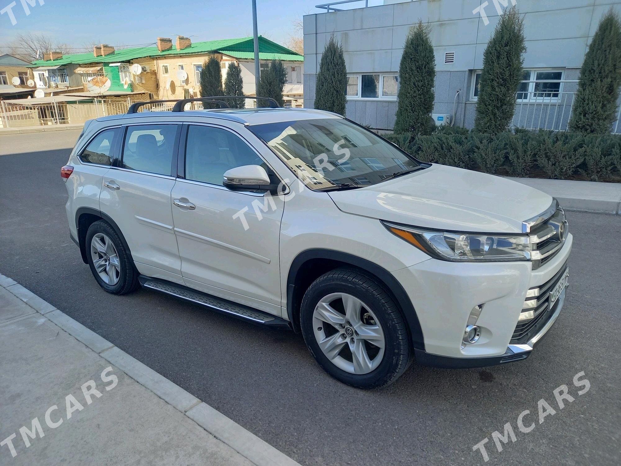 Toyota Highlander 2017 - 460 000 TMT - Мары - img 3