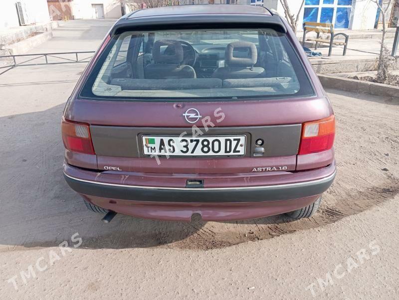 Opel Astra 1992 - 30 000 TMT - Дашогуз - img 4