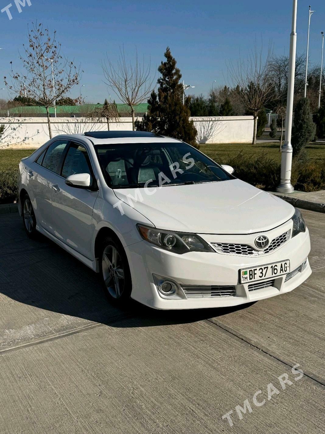 Toyota Camry 2012 - 207 000 TMT - Podwoýski köç. (Bitarap Türkmenistan şaýoly) - img 2