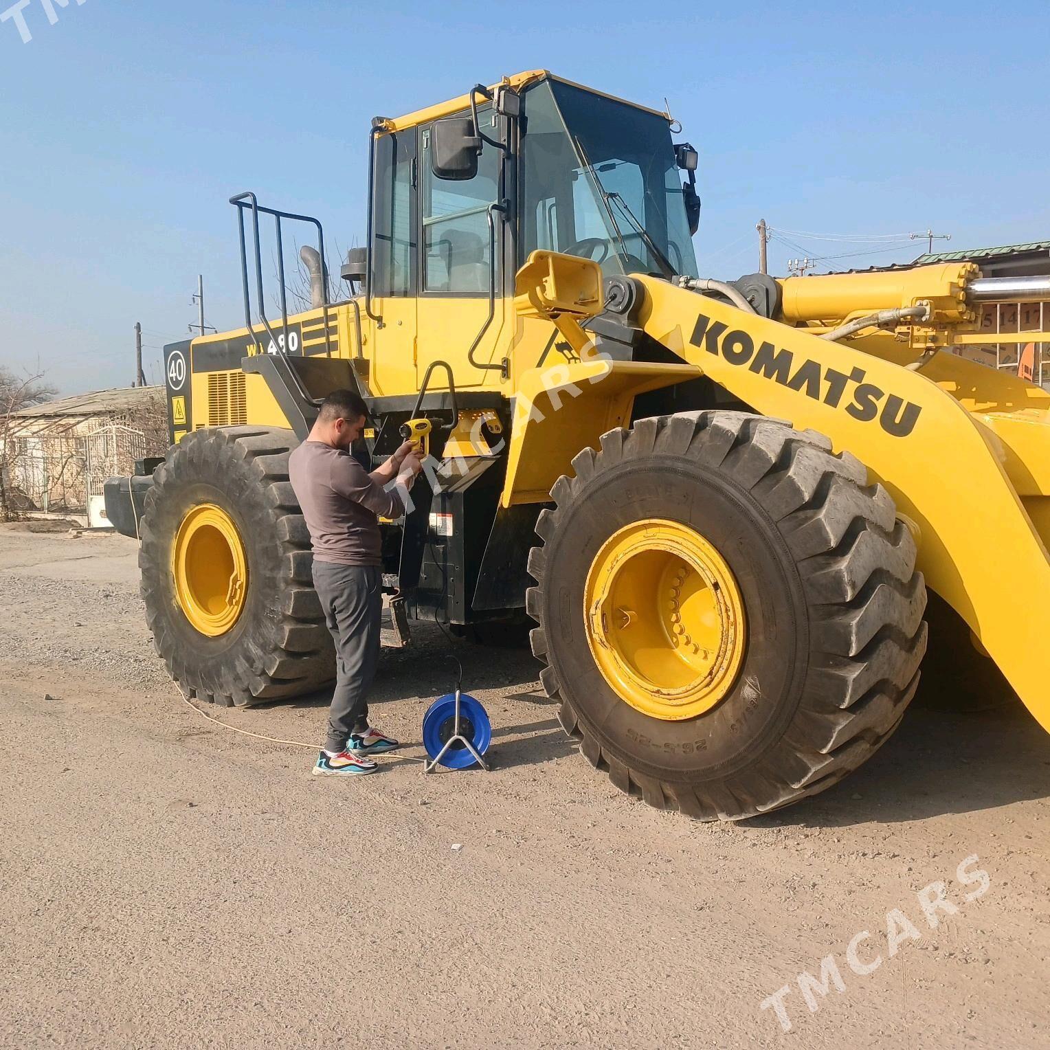 Komatsu WA470-8 2014 - 800 000 TMT - Aşgabat - img 4