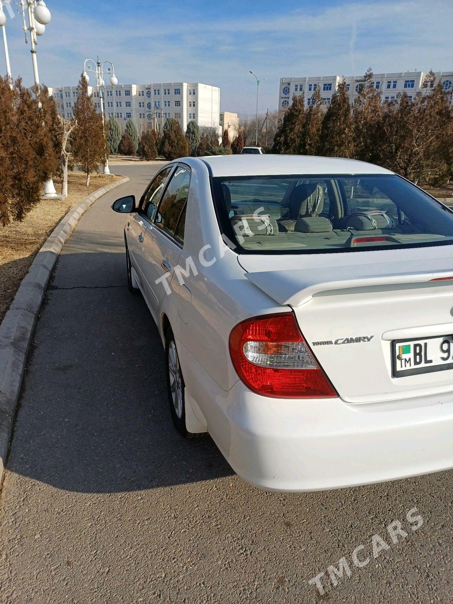 Toyota Camry 2004 - 139 000 TMT - Дашогуз - img 4