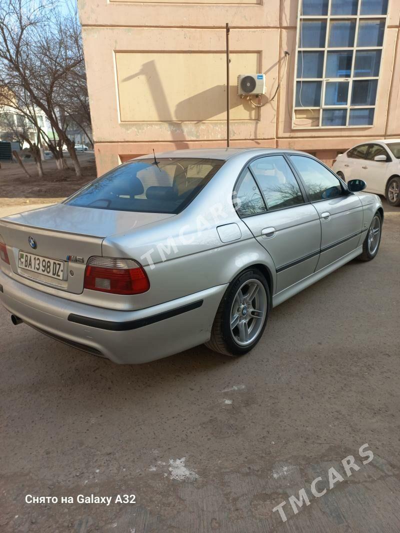 BMW 530 2000 - 130 000 TMT - Дашогуз - img 4