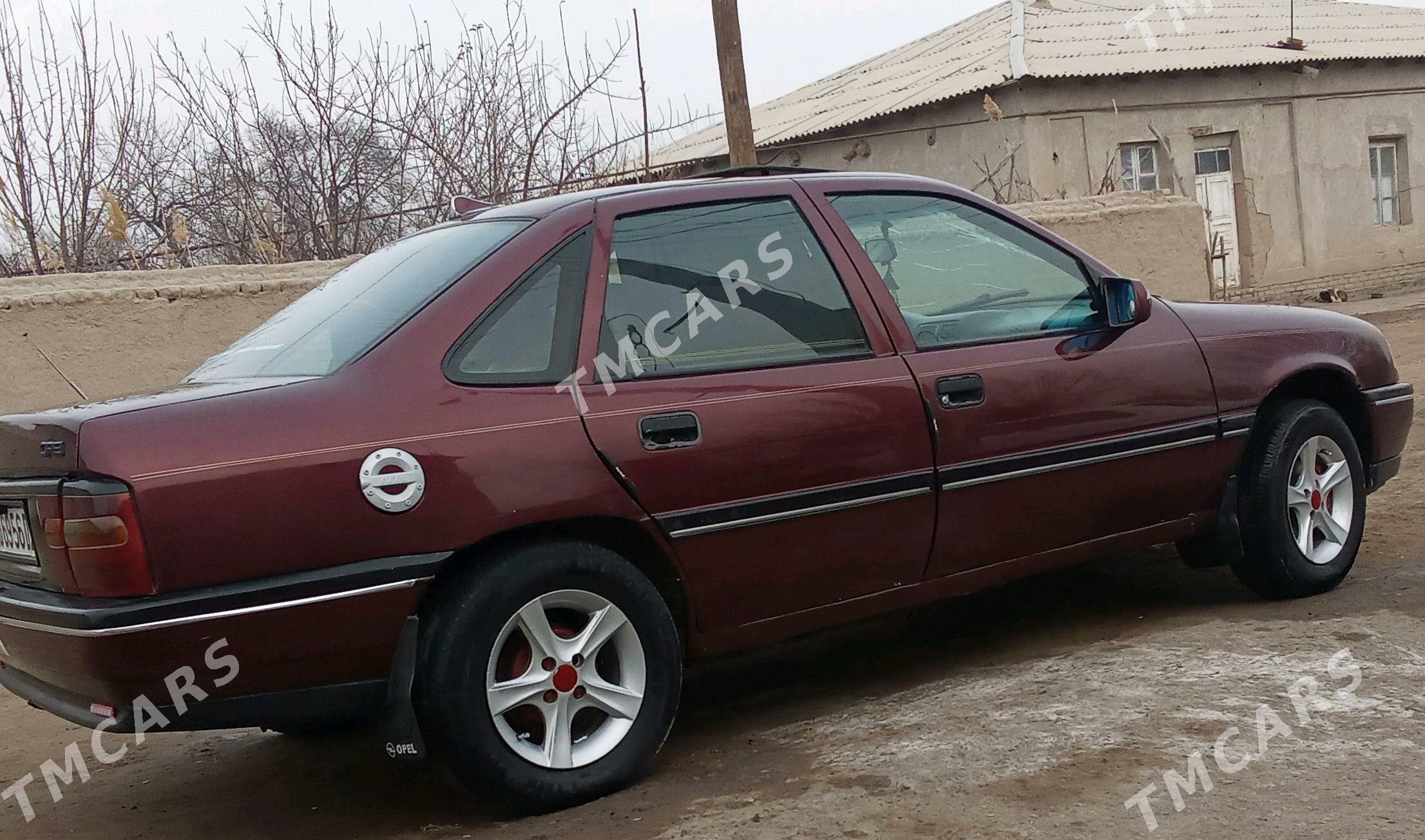 Opel Vectra 1990 - 28 000 TMT - Губадаг - img 3