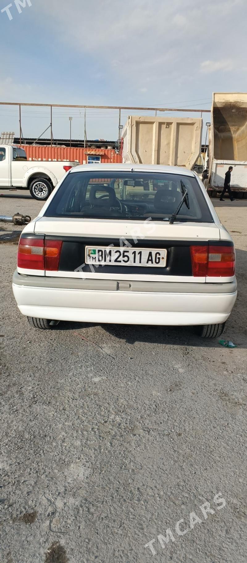 Opel Vectra 1990 - 35 000 TMT - Ашхабад - img 3