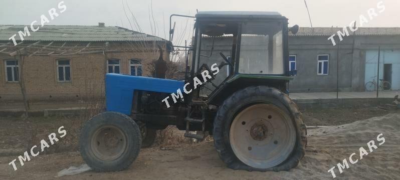 MTZ 82 2012 - 75 000 TMT - Çärjew - img 3