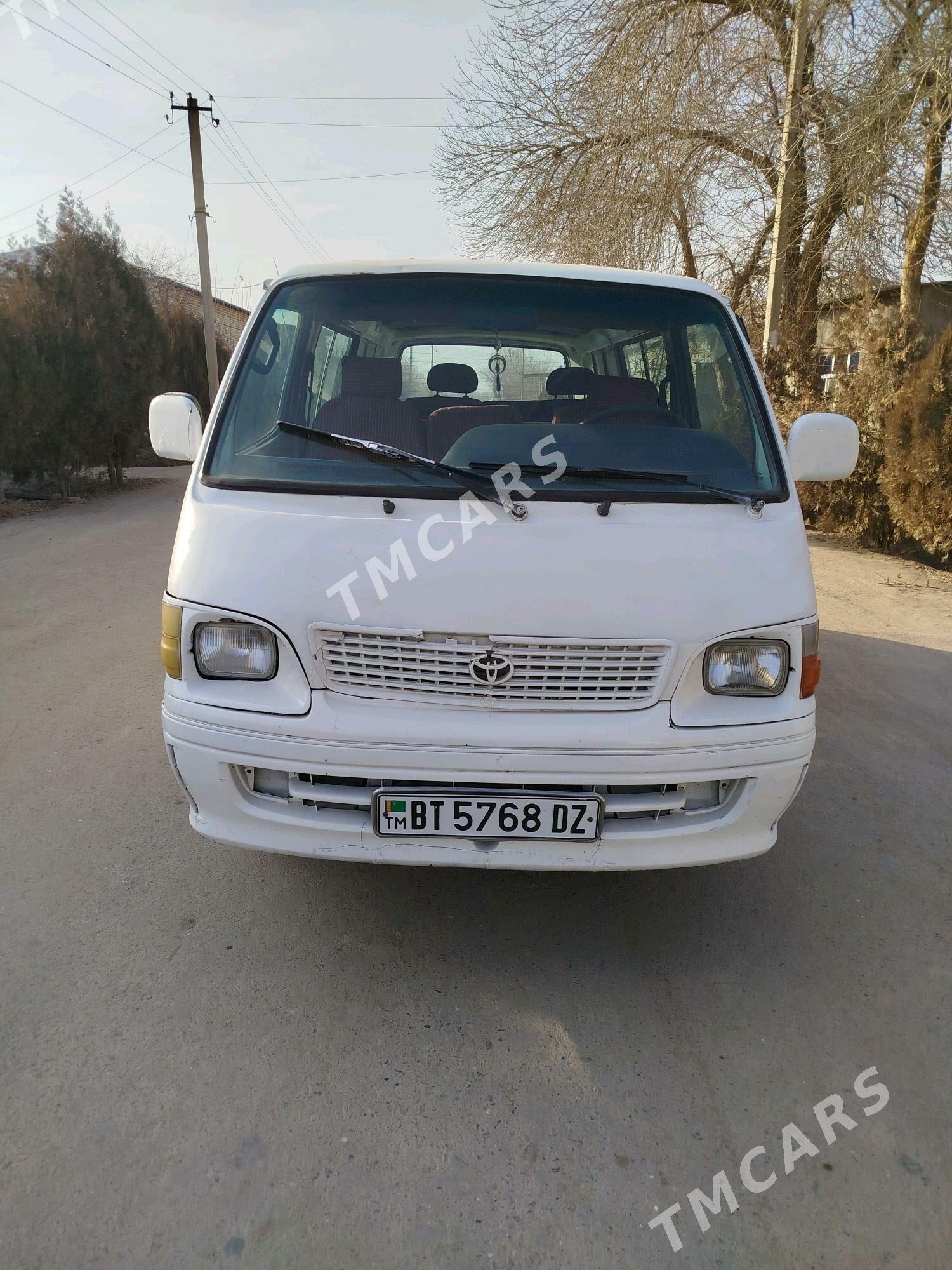 Toyota Hiace 2001 - 100 000 TMT - Şabat etr. - img 3