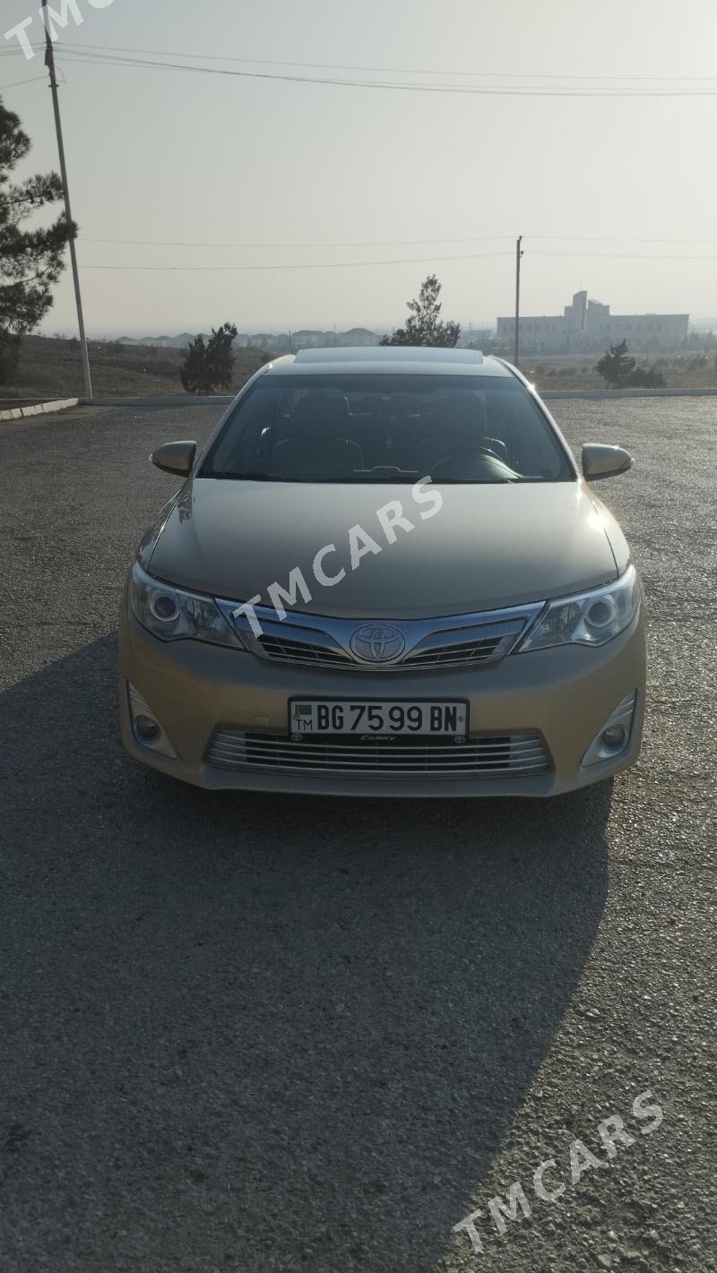 Toyota Camry 2012 - 210 000 TMT - Балканабат - img 4