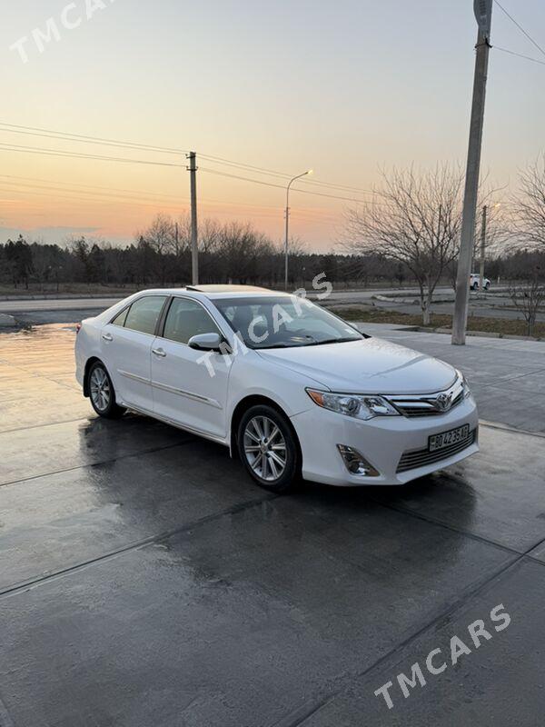 Toyota Camry 2013 - 255 000 TMT - Гарадамак Шор - img 5