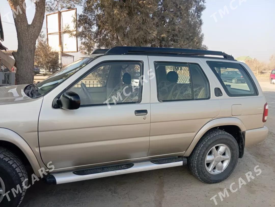 Nissan Pathfinder 2002 - 100 000 TMT - Фарап - img 2