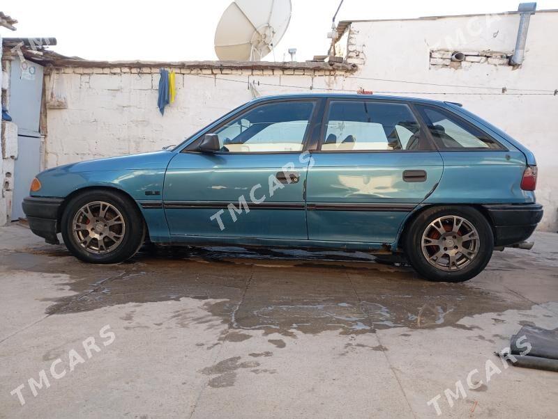 Opel Astra 1992 - 20 000 TMT - Gyzylarbat - img 2