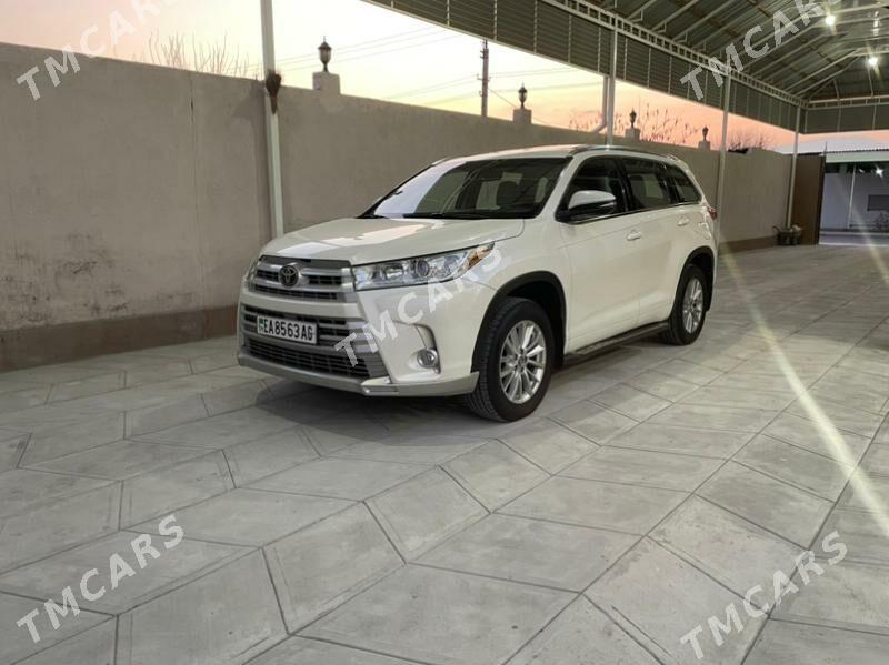 Toyota Highlander 2017 - 440 000 TMT - Ашхабад - img 4