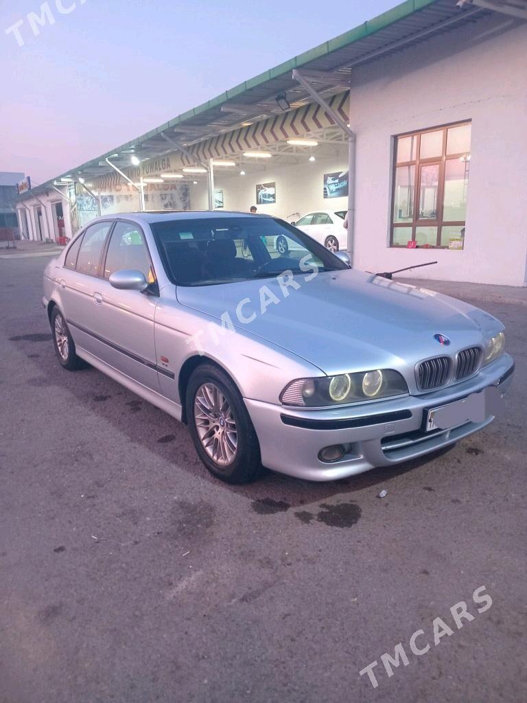 BMW E39 2000 - 92 000 TMT - Garadamak - img 6