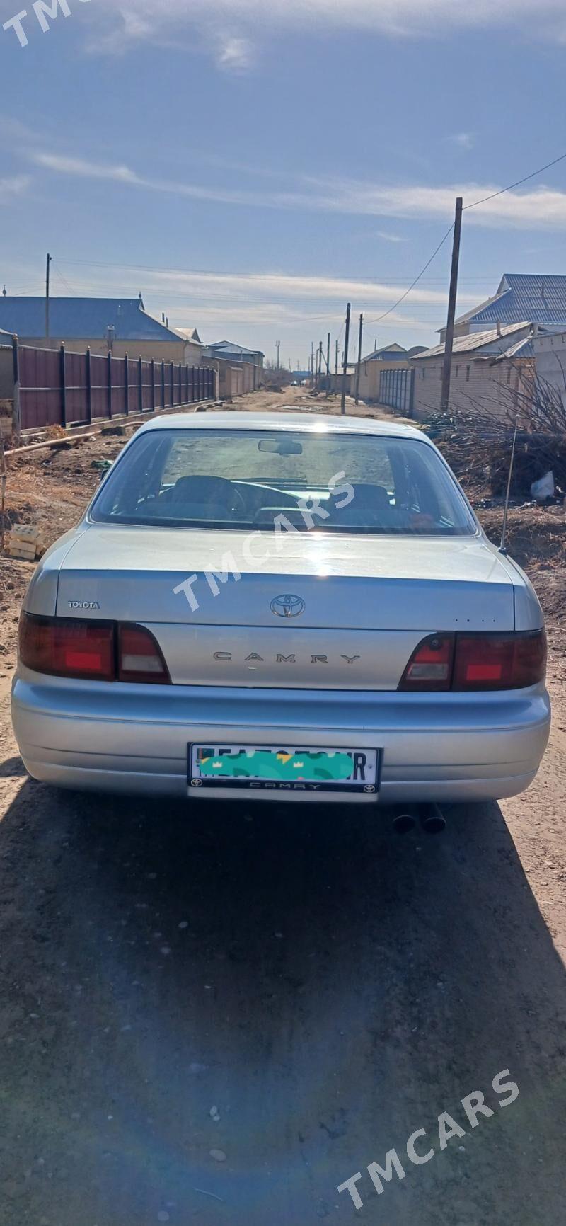 Toyota Camry 1996 - 95 000 TMT - Мургап - img 2