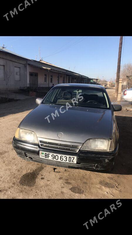 Opel Omega 1990 - 24 000 TMT - Дашогуз - img 5