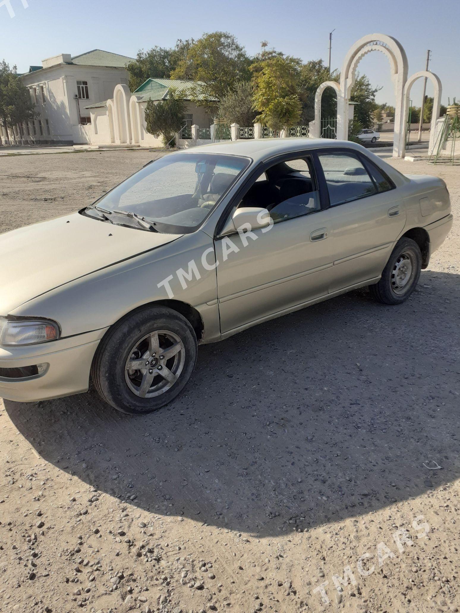 Toyota Carina 1994 - 30 000 TMT - Kerki - img 3