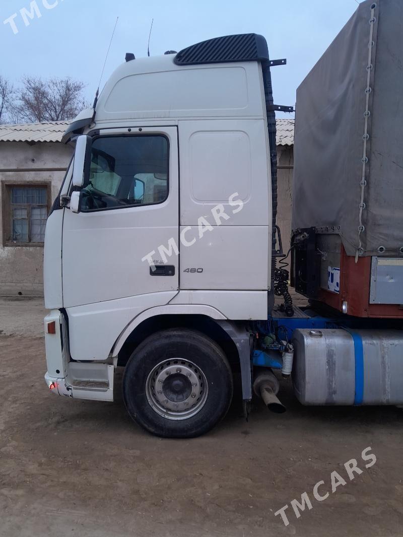 Volvo FH12 2004 - 700 000 TMT - Дашогуз - img 9