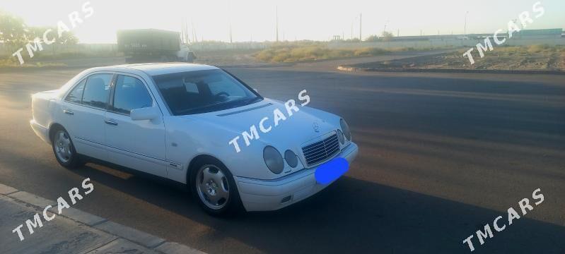 Mercedes-Benz E320 1996 - 60 000 TMT - Aşgabat - img 5