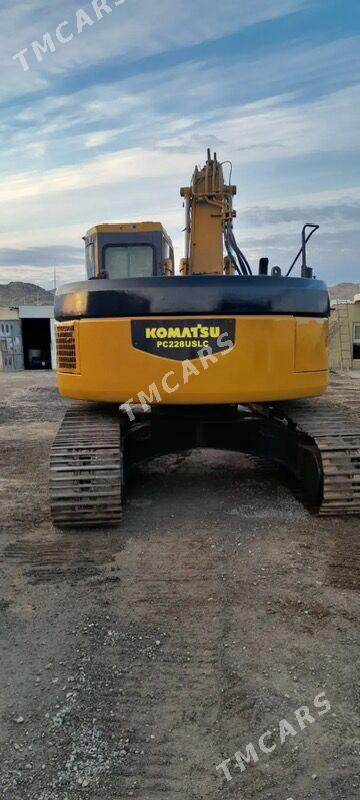 Komatsu PC200LC-8 2006 - 585 000 TMT - Туркменбаши - img 3