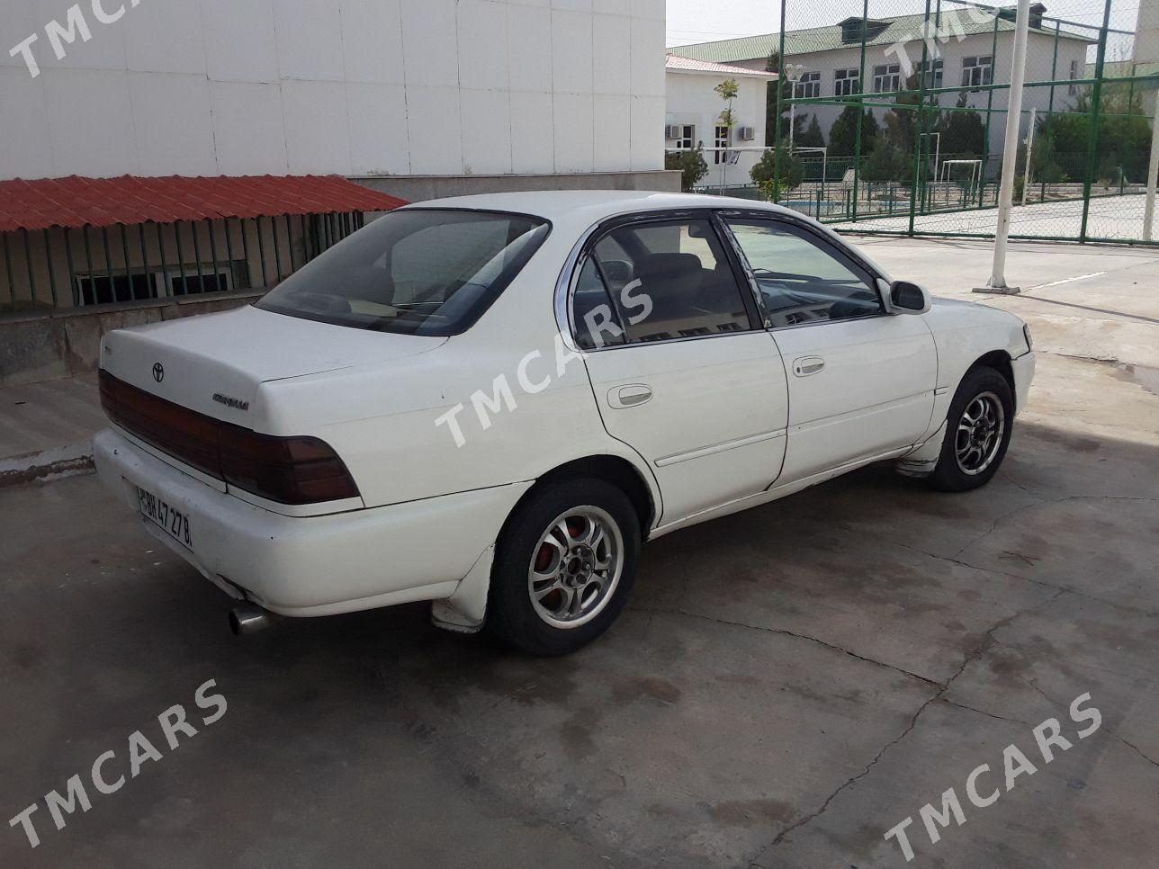 Toyota Corolla 1993 - 35 000 TMT - Балканабат - img 3