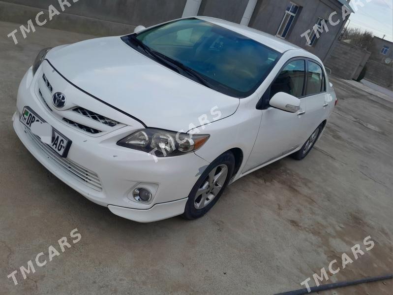 Toyota Corolla 2013 - 165 000 TMT - Бузмеин - img 3