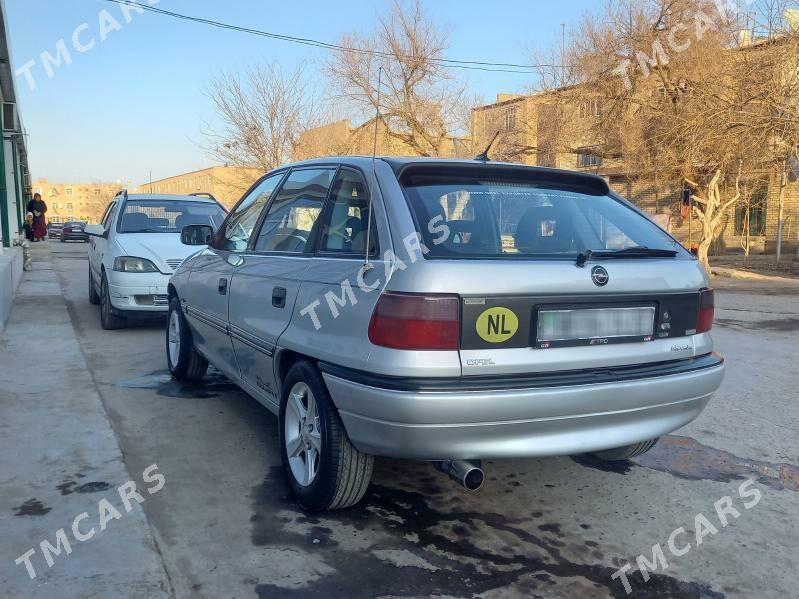 Opel Astra 1993 - 40 000 TMT - Дашогуз - img 7