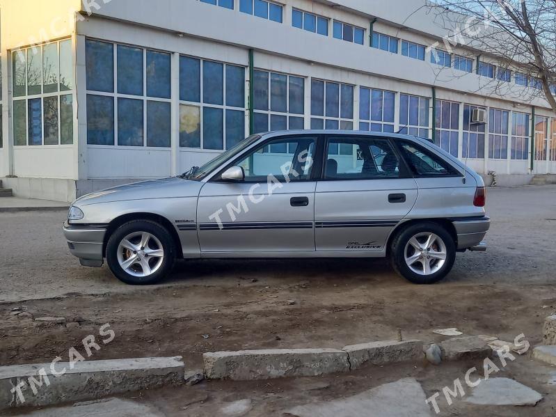 Opel Astra 1993 - 40 000 TMT - Дашогуз - img 9