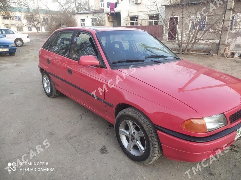 Opel Astra 1995 - 45 000 TMT - Дашогуз - img 3