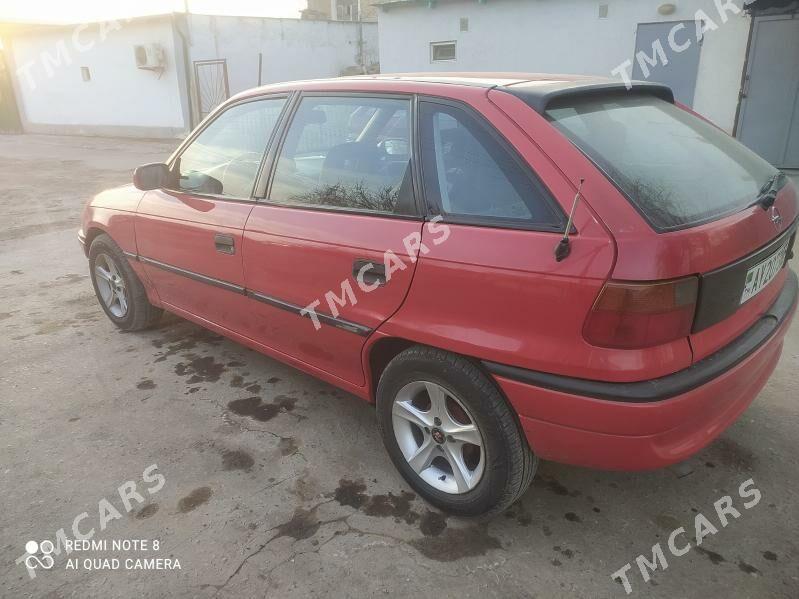 Opel Astra 1995 - 45 000 TMT - Дашогуз - img 2