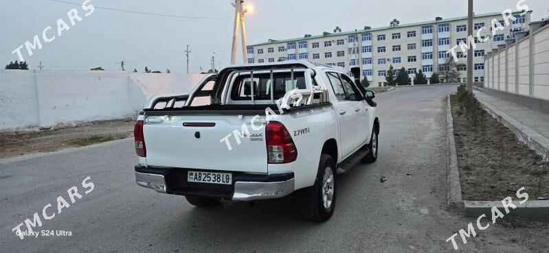 Toyota Hilux 2016 - 420 000 TMT - Türkmenabat - img 2