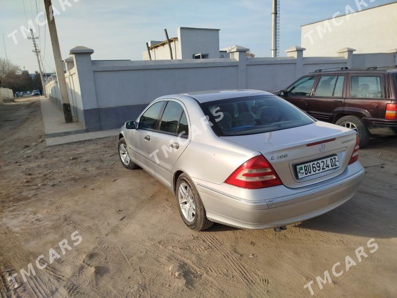 Mercedes-Benz C-Class 2000 - 80 000 TMT - Gurbansoltan Eje - img 4