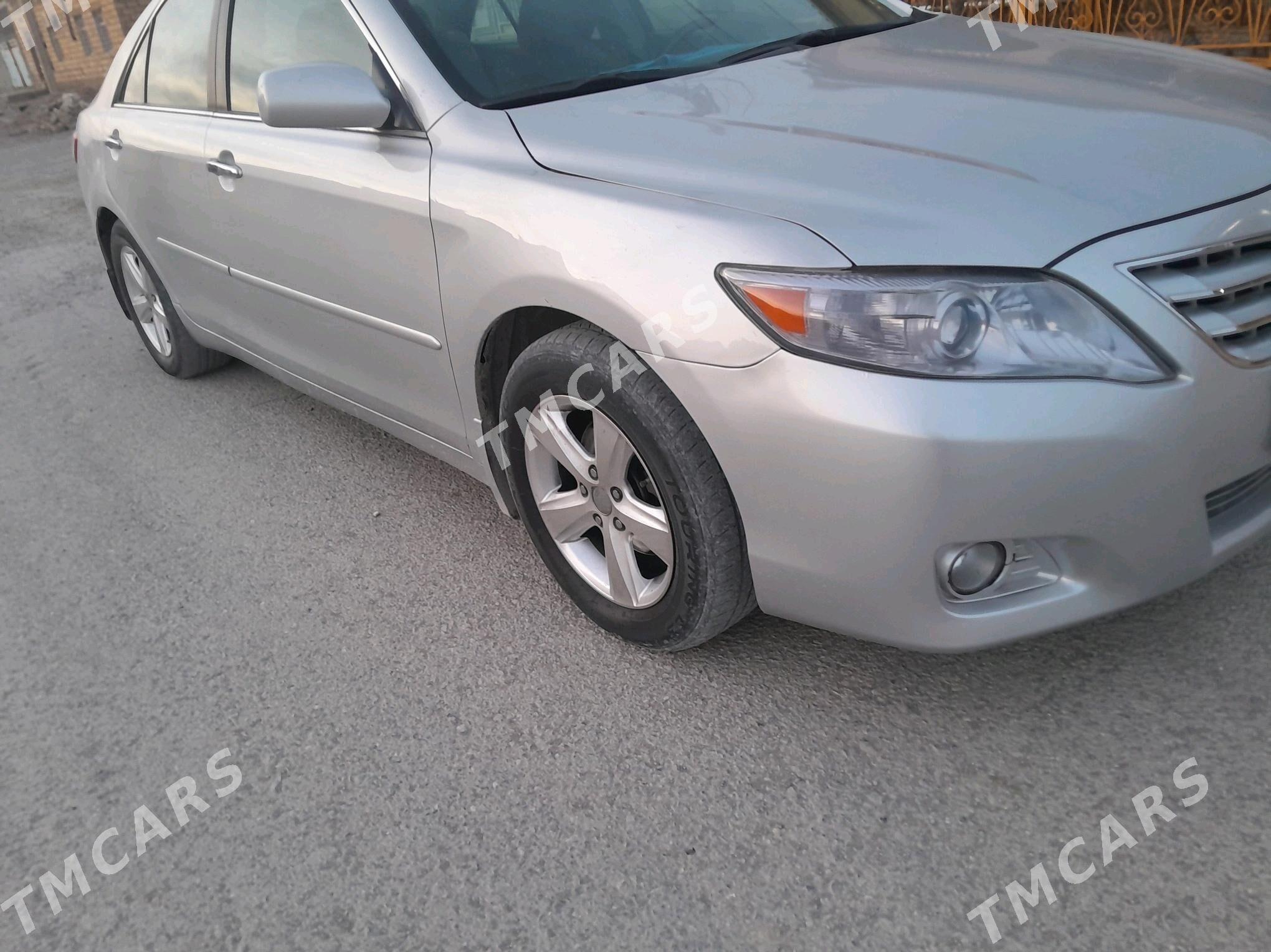 Toyota Camry 2010 - 182 000 TMT - Гызыларбат - img 2