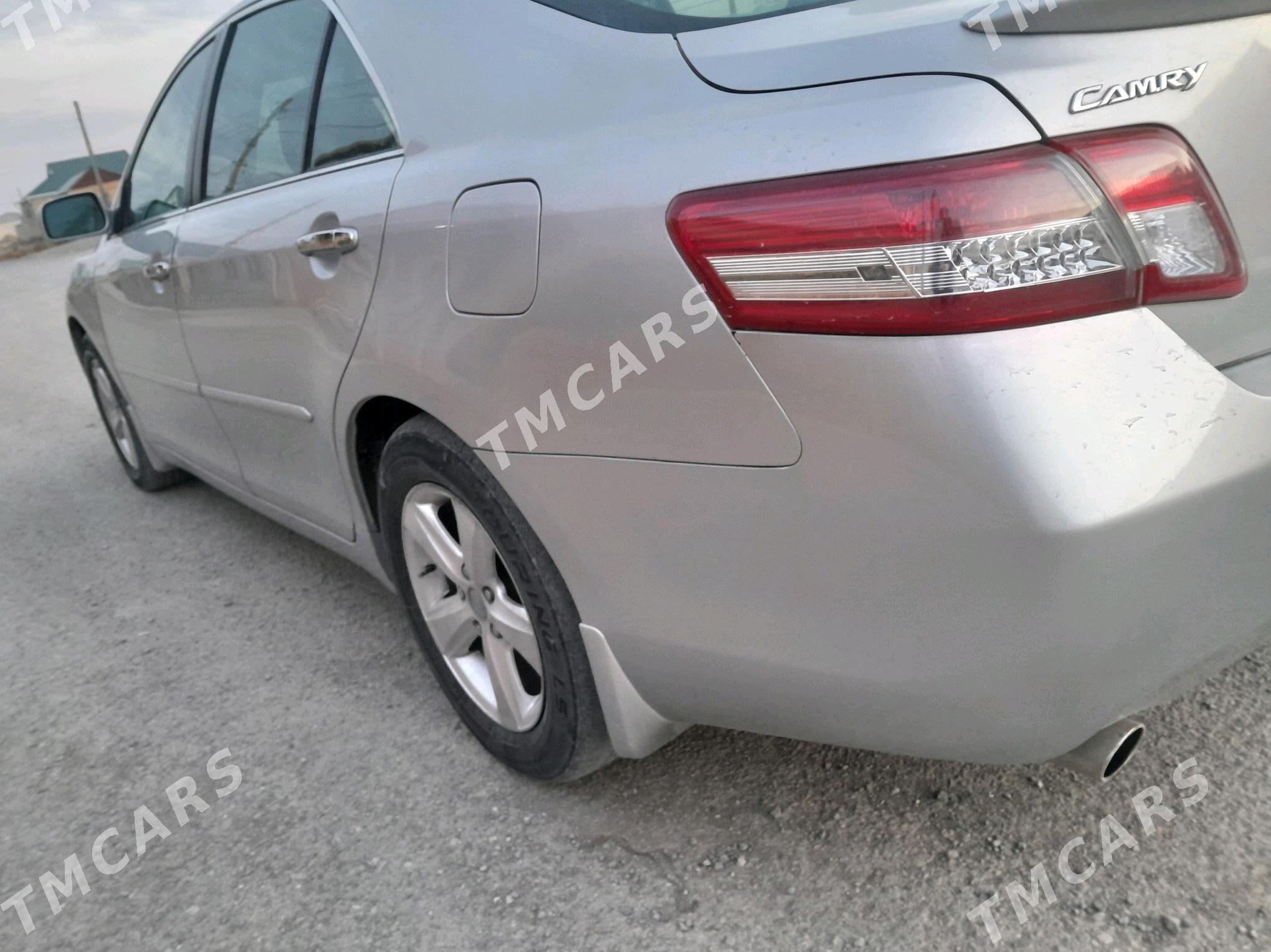 Toyota Camry 2010 - 182 000 TMT - Гызыларбат - img 5