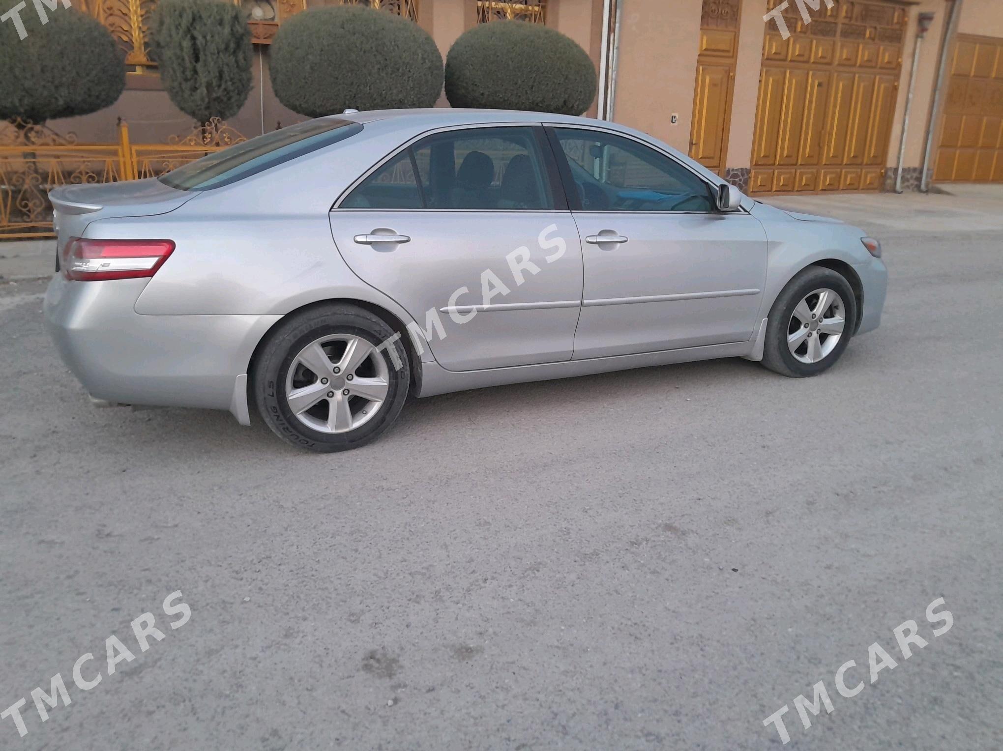 Toyota Camry 2010 - 182 000 TMT - Гызыларбат - img 9