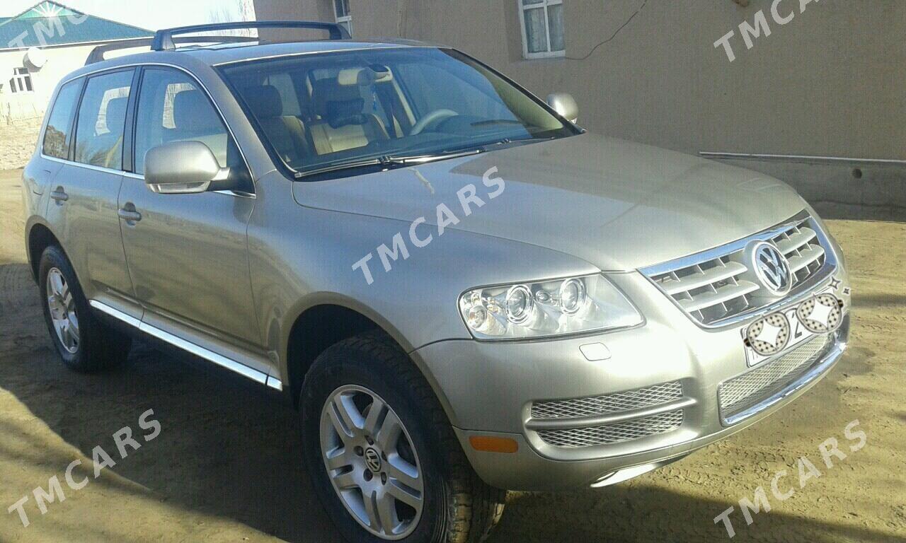 Volkswagen Touareg 2005 - 130 000 TMT - Türkmenbaşy etr. - img 3