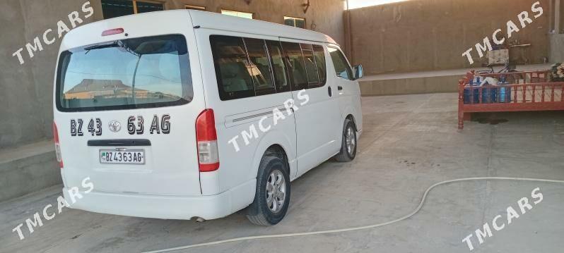 Toyota Hiace 2009 - 240 000 TMT - Magtymguly - img 8