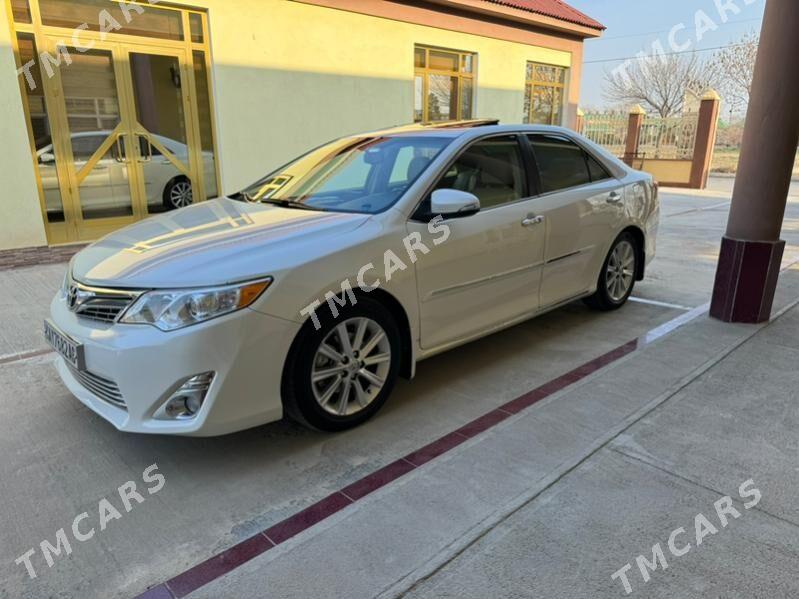 Toyota Camry 2014 - 250 000 TMT - Büzmeýin - img 4