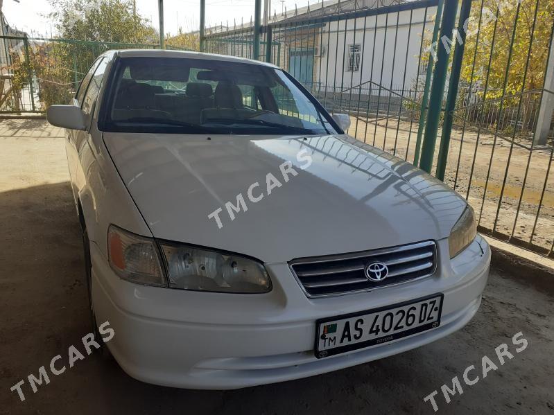 Toyota Camry 1999 - 97 000 TMT - Дашогуз - img 7