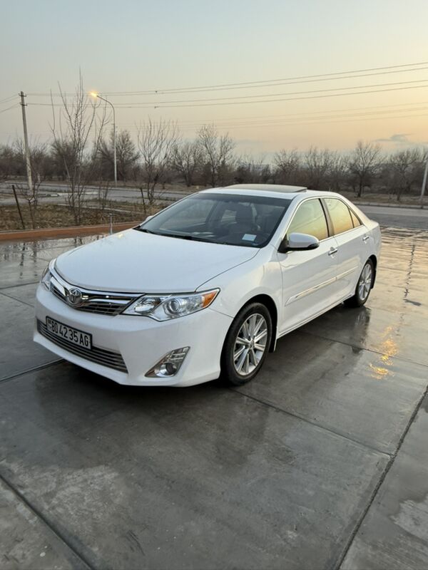 Toyota Camry 2013 - 245 000 TMT - Garadamak Şor - img 8