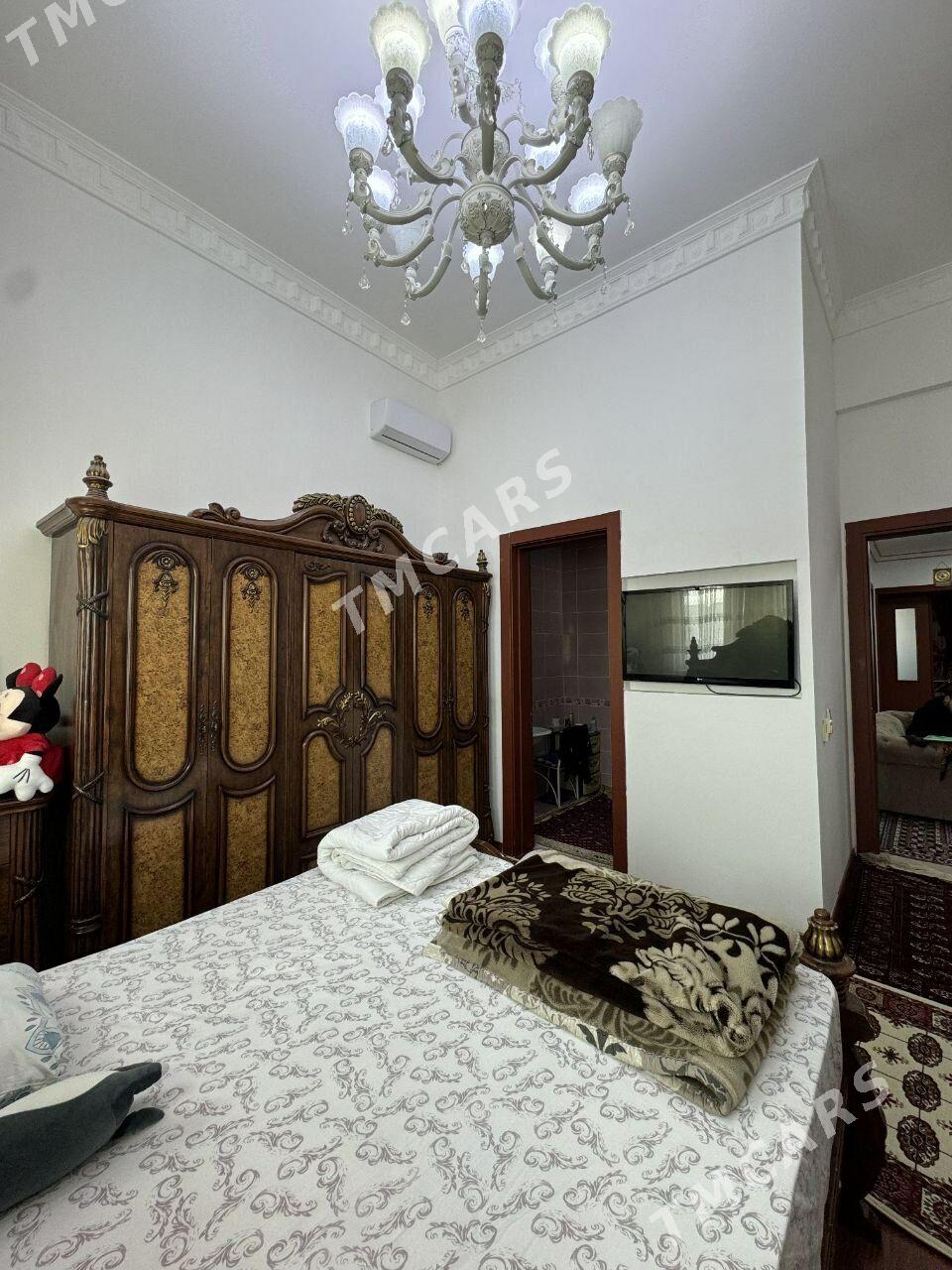 Элитка 4 ком 176 м² - Aşgabat - img 8